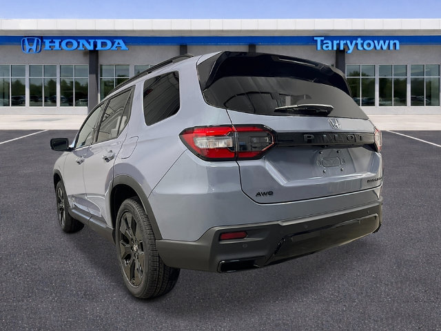 New 2026 Honda Pilot Black Edition image 3