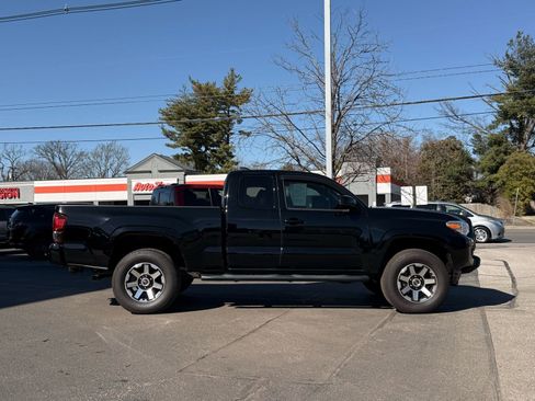 Used 2023 Toyota Tacoma SR image 2