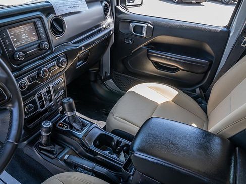 Used 2018 Jeep Wrangler Unlimited Sport S AWD/4WD image 16