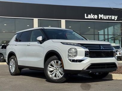 New 2026 Mitsubishi Outlander ES