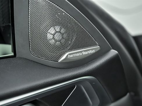 Used 2024 BMW M4 xDrive Competition w/ M Carbon Exterior Package AWD/4WD image 15