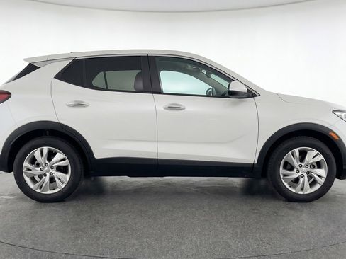 Used 2025 Buick Encore GX Preferred FWD image 11
