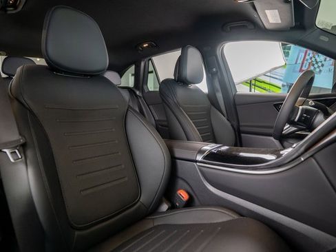 Certified 2025 Mercedes-Benz GLC 350e GLC 350e image 14