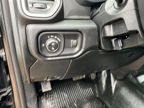 New 2026 RAM 2500 Tradesman w/ Chrome Appearance Group image 21