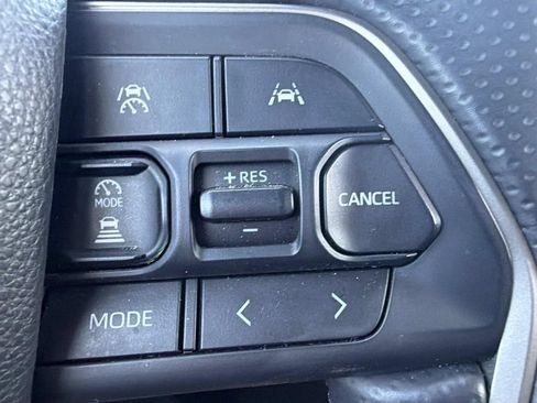 Used 2025 Toyota 4Runner SR5 RWD image 16
