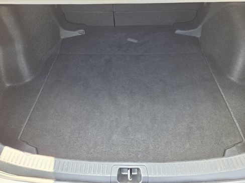 Used 2024 Toyota Corolla LE FWD image 28