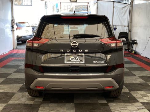 Used 2023 Nissan Rogue SV AWD/4WD image 5