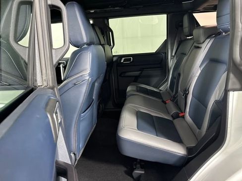 Used 2024 Ford Bronco Outer Banks image 24