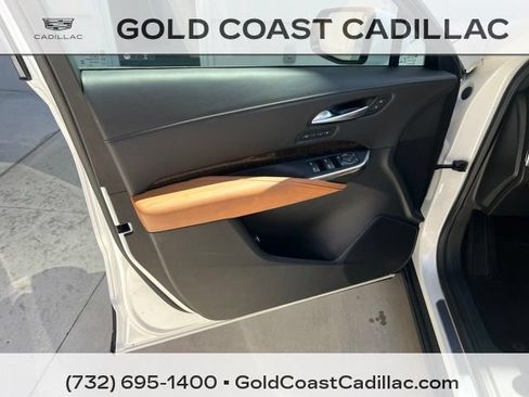 Used 2023 Cadillac XT4 Sport AWD/4WD image 17