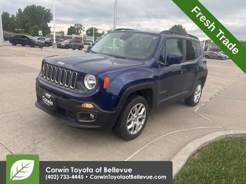 Used 2016 Jeep Renegade Latitude w/ Cold Weather Group AWD/4WD image 8