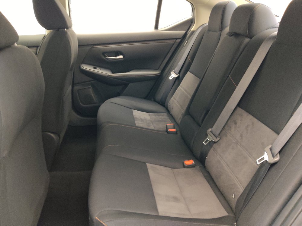 Used 2021 Nissan Sentra SR FWD image 18
