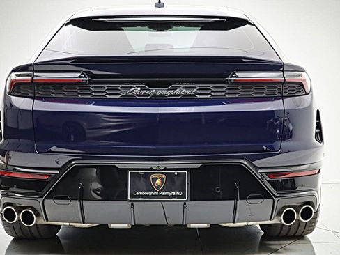 Used 2025 Lamborghini Urus SE AWD/4WD image 17