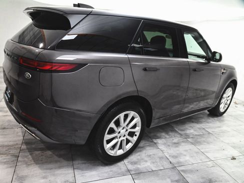 Used 2023 Land Rover Range Rover Sport SE Dynamic AWD/4WD image 4