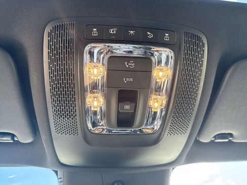 Used 2024 Mercedes-Benz EQB 250+ image 19