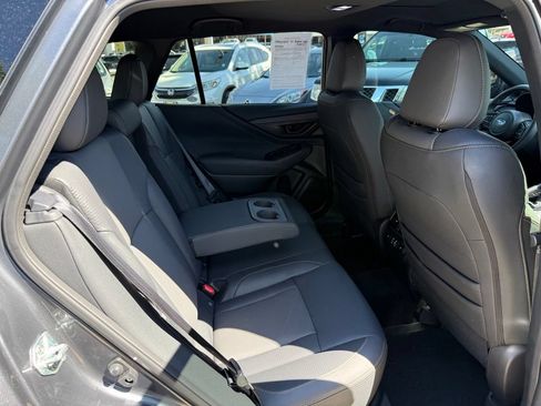 Used 2025 Subaru Outback Wilderness AWD/4WD image 17