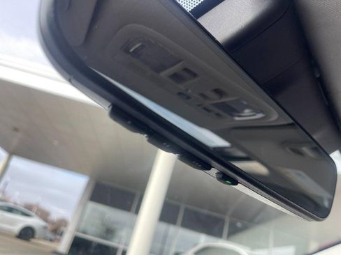 Used 2019 Honda Insight Touring image 29