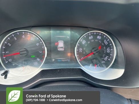 Used 2020 Toyota RAV4 XLE w/ Convenience Package image 12