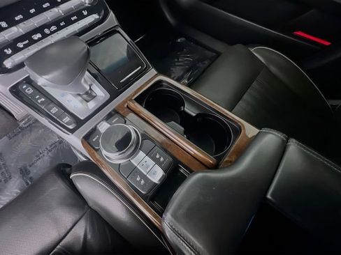 Used 2018 Genesis G90 5.0 Ultimate image 24