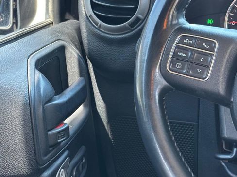 Used 2015 Jeep Wrangler Unlimited Sport w/ Quick Order Package 24S AWD/4WD image 25