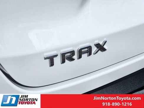 Used 2025 Chevrolet Trax ACTIV w/ Driver Confidence Package FWD image 13