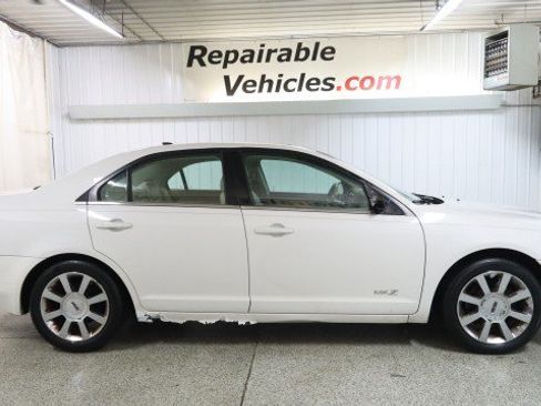 Used 2008 Lincoln MKZ FWD image 4