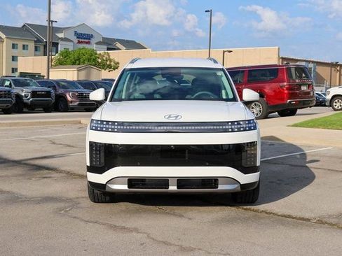 New 2026 Hyundai Ioniq 9 SEL image 2