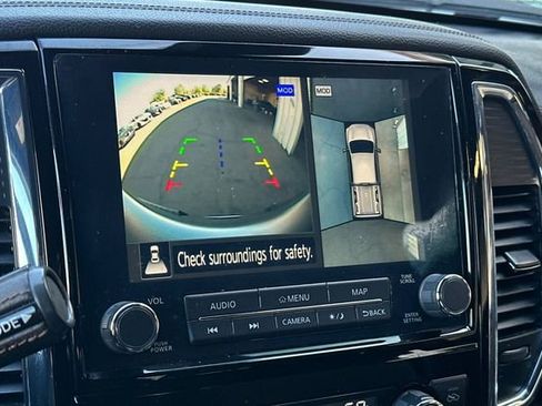 Used 2020 Nissan Titan Platinum Reserve w/ Moonroof Package RWD image 22