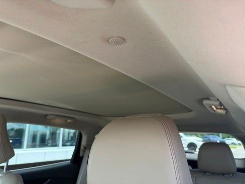 Used 2023 Lincoln Nautilus Reserve FWD image 15