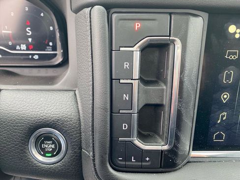 Used 2022 GMC Yukon Denali image 12