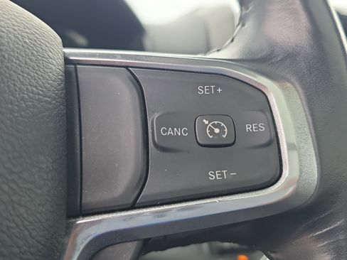 Used 2022 RAM 1500 Laramie AWD/4WD image 31