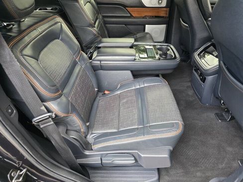 Used 2022 Lincoln Navigator Black Label image 34