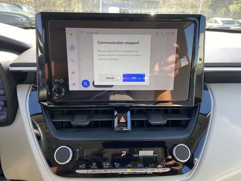 Used 2024 Toyota Corolla Cross L image 20