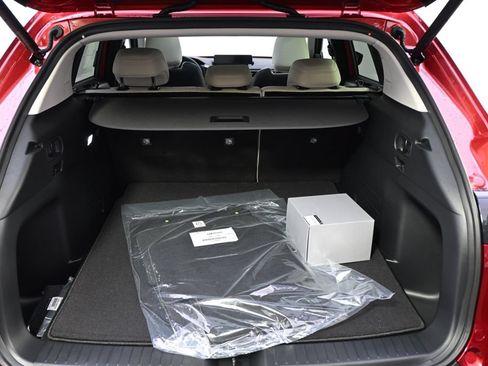 Used 2026 MAZDA CX-50 AWD 2.5 S w/ Cargo Package image 19