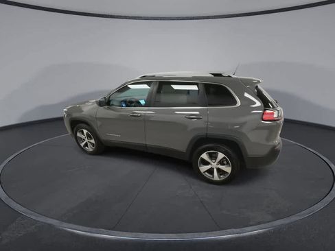 Used 2021 Jeep Cherokee Limited w/ Elite Package AWD/4WD image 6