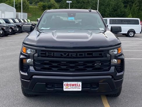 Used 2023 Chevrolet Silverado 1500 Custom AWD/4WD image 8