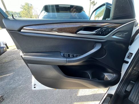 Used 2019 BMW X3 xDrive30i w/ Convenience Package image 9