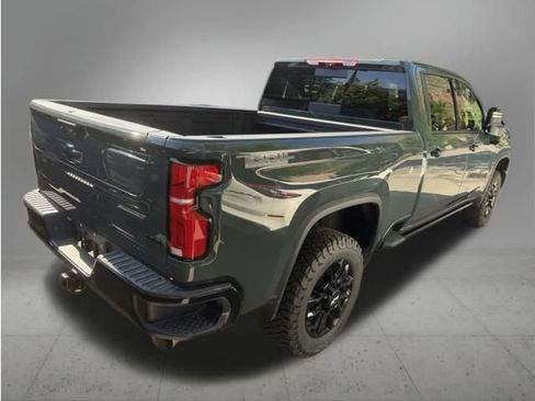 Used 2026 Chevrolet Silverado 2500 LTZ w/ LTZ Plus Package AWD/4WD image 5