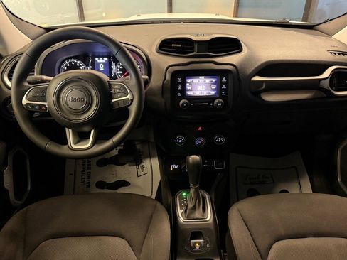 Used 2020 Jeep Renegade Sport image 9