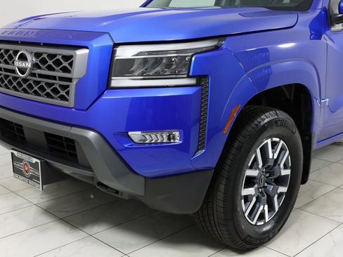 Used 2024 Nissan Frontier SL w/ Technology Package image 47