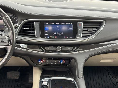 Certified 2023 Buick Enclave Essence w/ Experience Buick Package FWD image 14