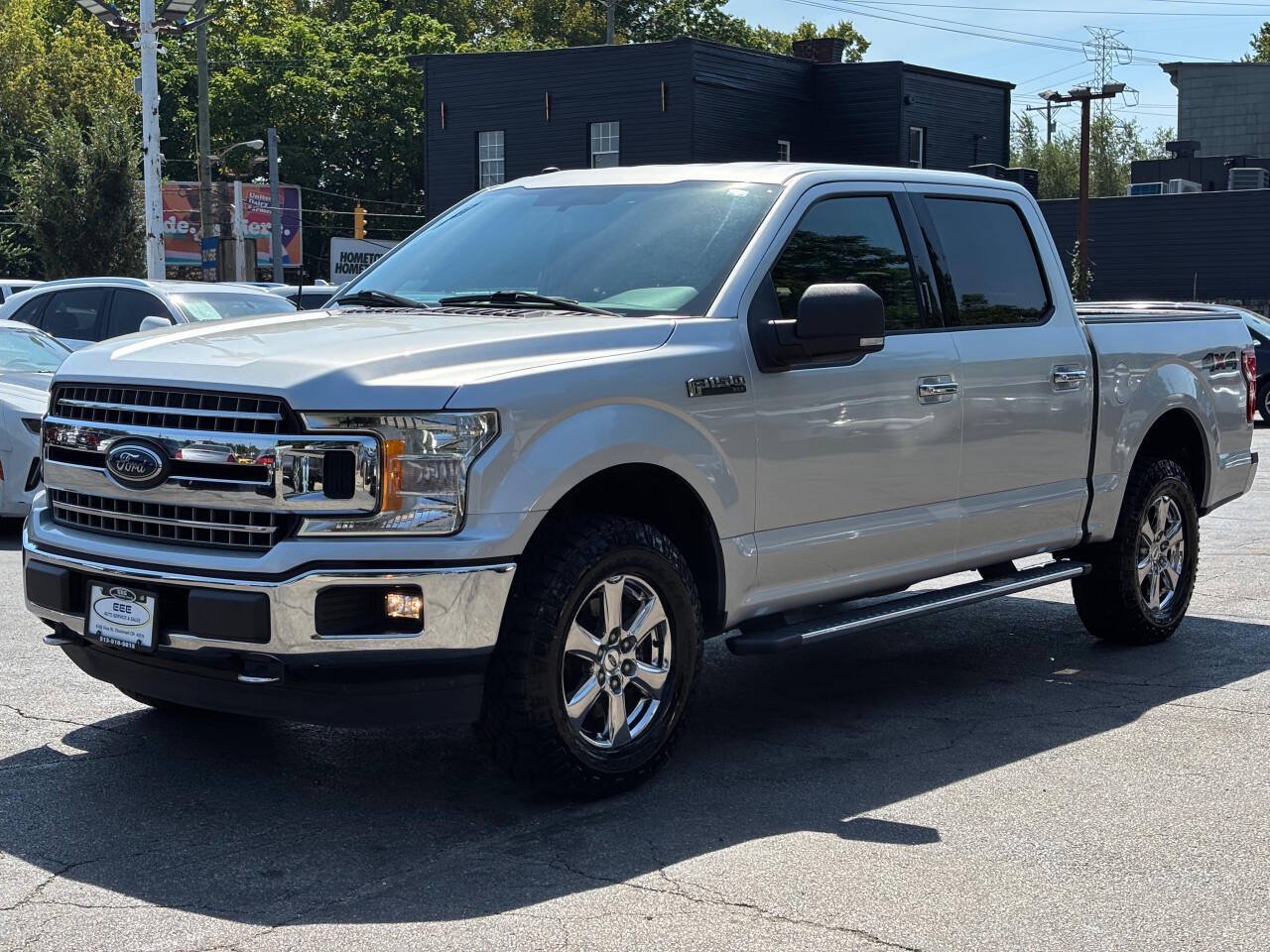 Used 2018 Ford F150 XLT w/ Equipment Group 302A Luxury AWD/4WD image 4