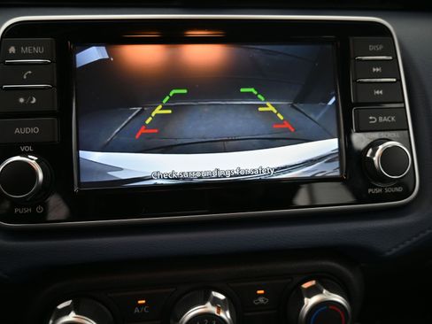 Used 2025 Nissan Versa SV image 15