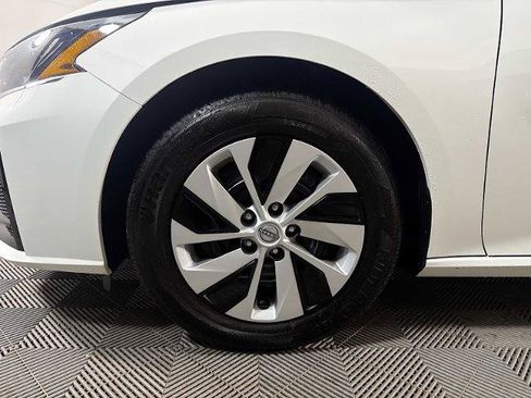 Certified 2025 Nissan Altima 2.5 S FWD image 26