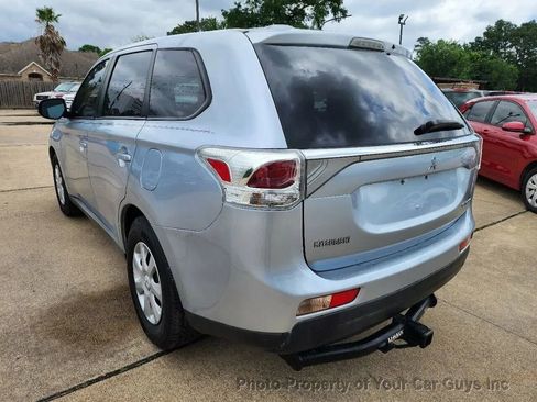 Used 2014 Mitsubishi Outlander ES FWD image 11