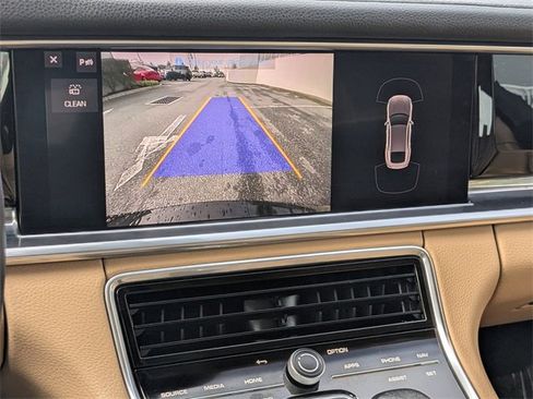 Used 2021 Porsche Panamera 4 image 16