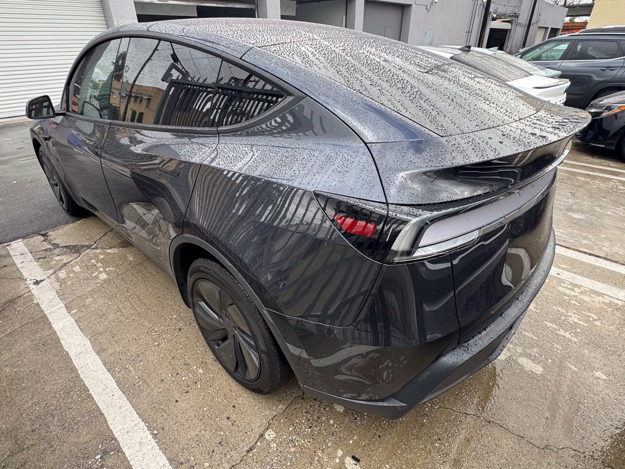 Used 2026 Tesla Model Y 2WD image 4