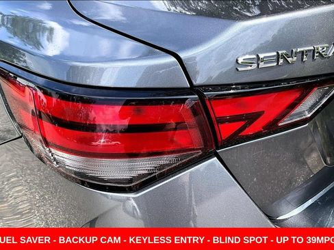 Used 2021 Nissan Sentra SV FWD image 22