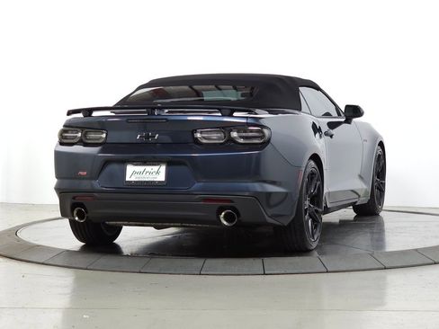 Used 2021 Chevrolet Camaro LT w/ RS Package RWD image 9
