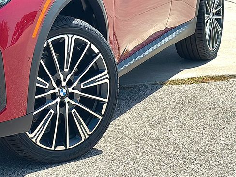 New 2026 BMW X2 xDrive28i w/ Technology Package AWD/4WD image 3