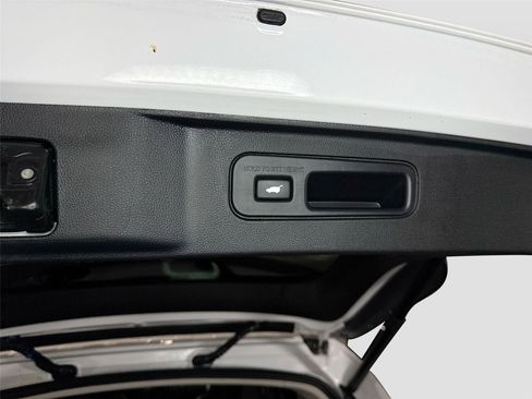 Used 2024 Honda Pilot Elite image 20